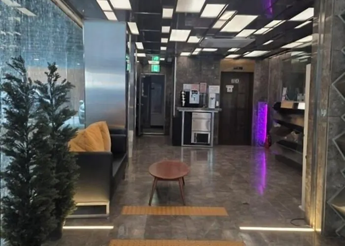 Hotel The Ace
